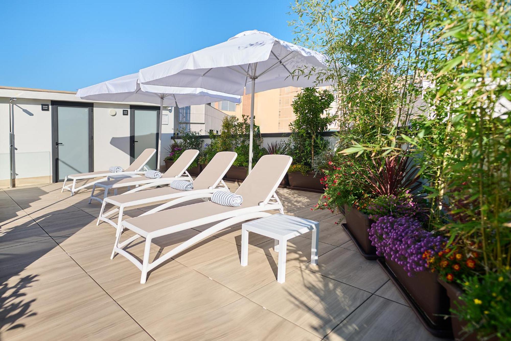Apartamentos Luna Suites Grenade Extérieur photo